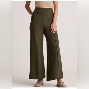 Quince Ultra-Stretch Ponte Super Wide Leg Ankle Pants size small Green